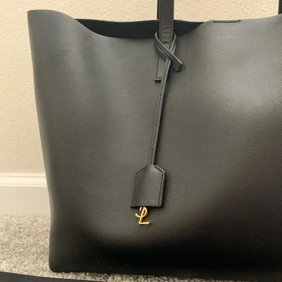 Saint Laurent Calfskin Black Tote - Picture 16 of 16